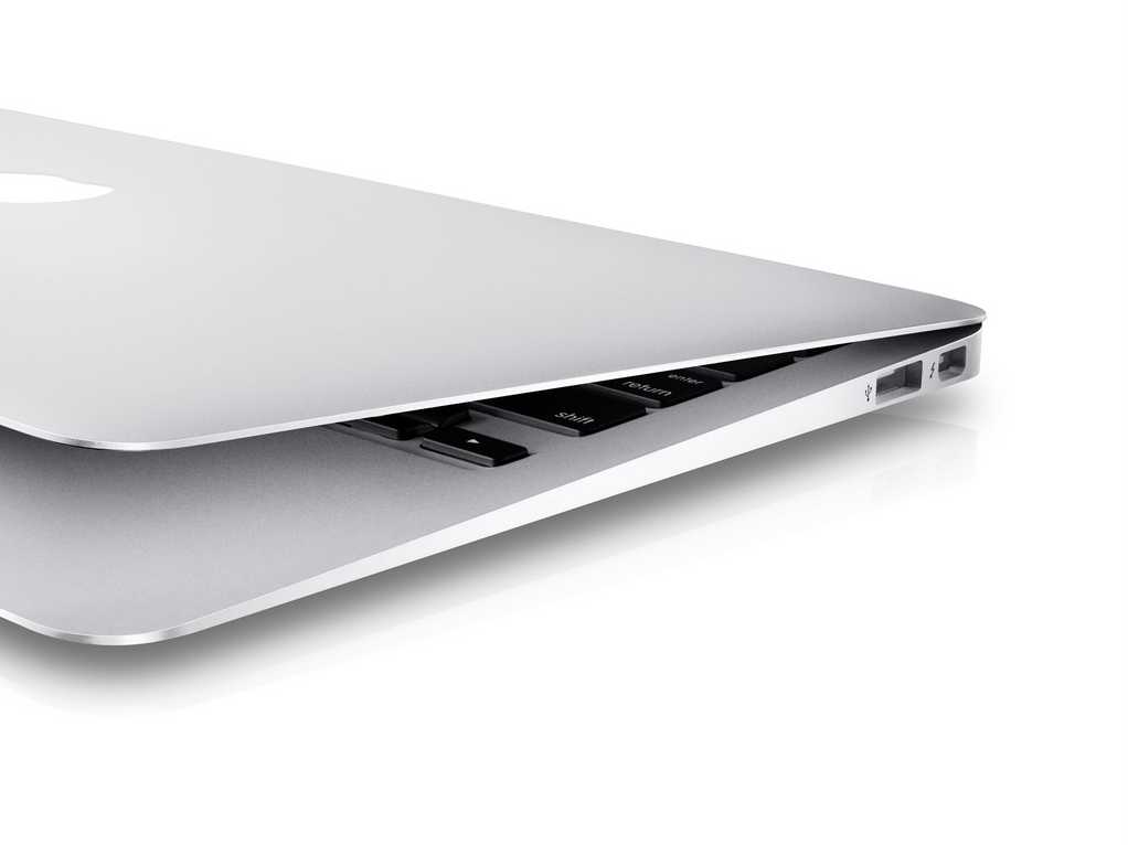 MacBook Air 13" (Mid 2013) MD760 (Core i5 1,3ГГц/4Гб/128Гб SSD) RU - Б/У (421 цикл)